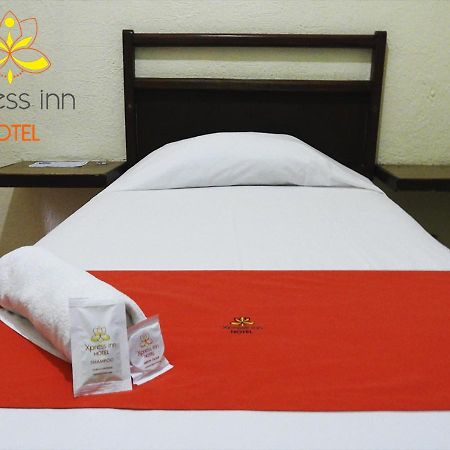 Xpress Inn Hotel ベラクルス エクステリア 写真